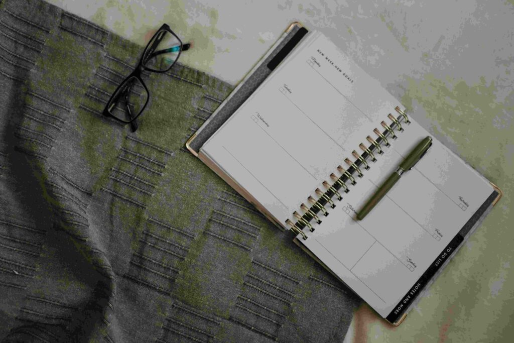 10 Daily Planner Hacks for a More Organized Life